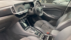 Vauxhall Grandland 1.5 Turbo D Ultimate 5dr Auto Diesel Hatchback